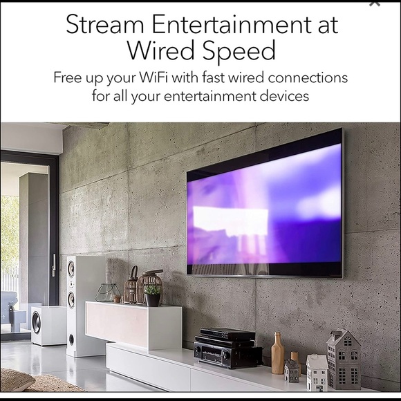 NETGEAR 5 port Ethernet unmanaged switch - Picture 4 of 4